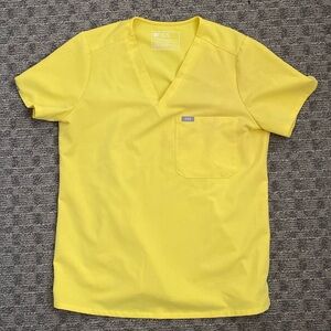 FIGS SCRUB TOP